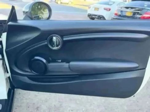 Used 2015 MINI Cooper 2-Door Hardtop FWD image 15