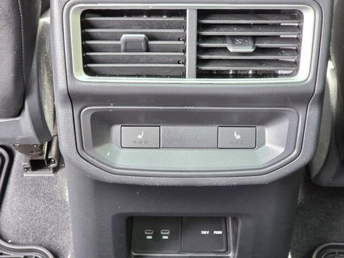 Used 2025 Volkswagen Atlas Cross Sport SEL Premium R-Line image 12