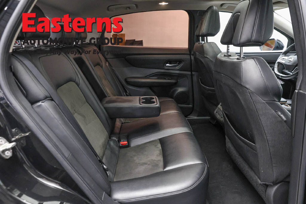 Used 2023 Nissan Ariya FWD image 29