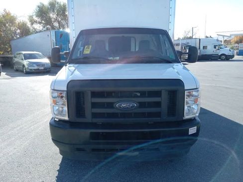 Used 2025 Ford E-350 and Econoline 350 Super Duty w/ Power Equipment Group image 2