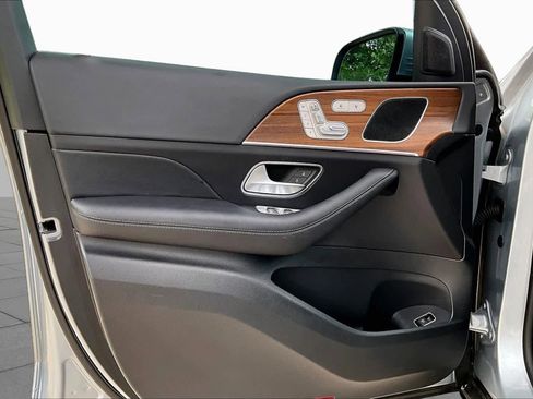 Certified 2025 Mercedes-Benz GLE 350 4MATIC image 22