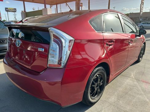Used 2012 Toyota Prius Three w/ Solar Roof Pkg FWD image 5