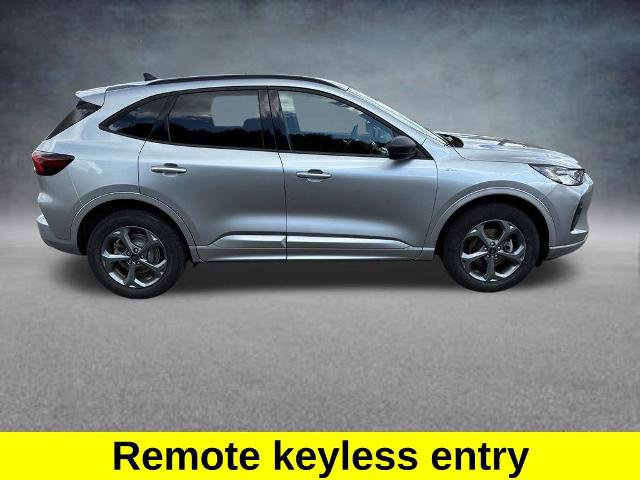 Certified 2024 Ford Escape ST-Line AWD/4WD image 7