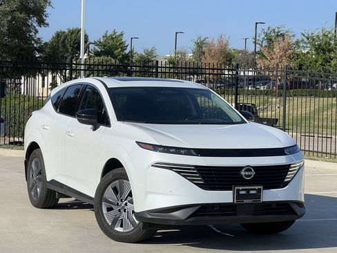 Used 2025 Nissan Murano SL AWD/4WD image 1