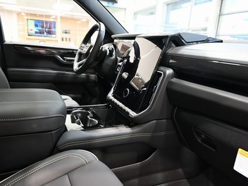 New 2026 GMC Yukon XL Elevation w/ Elevation Premium Package image 14