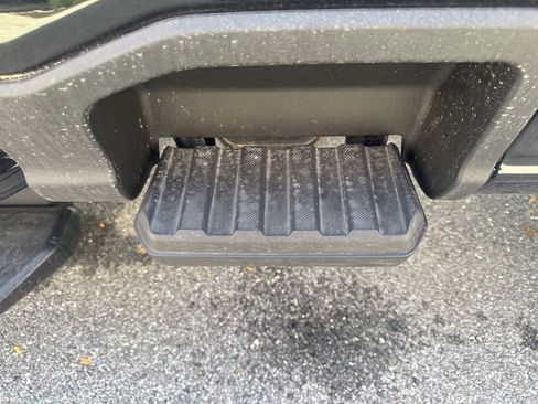 New 2025 Ford F350 XLT w/ FX4 Off-Road Package image 18