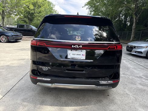 Used 2024 Kia Carnival SX Prestige FWD image 6