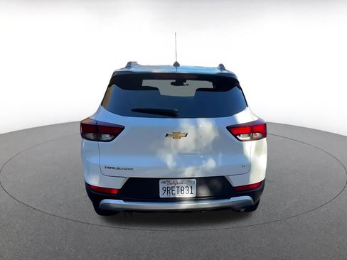 Used 2025 Chevrolet TrailBlazer LT image 12