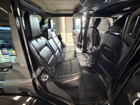 Used 2018 Jeep Wrangler Unlimited Sahara w/ Dual Top Group AWD/4WD image 53