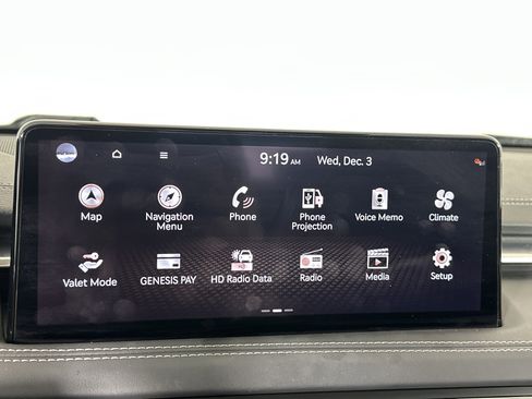 Used 2022 Genesis G70 2.0T w/ Prestige Package image 20