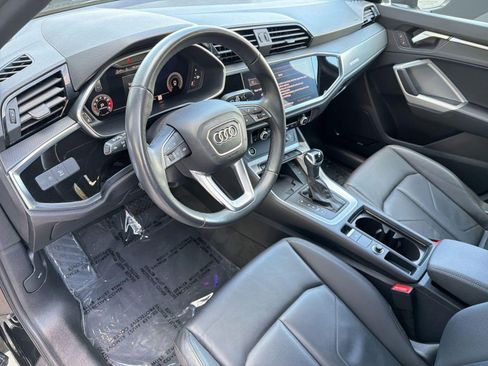 Used 2024 Audi Q3 2.0T Premium Plus w/ Premium Plus Package image 4