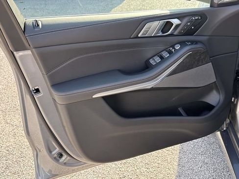 New 2027 BMW X7 xDrive40i AWD/4WD image 11