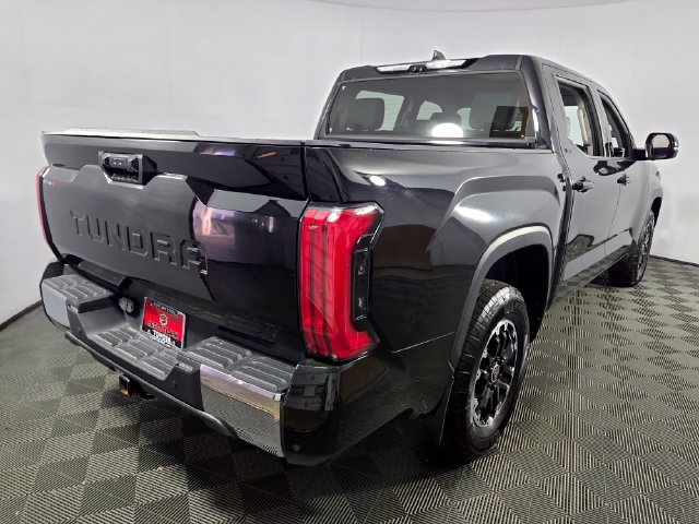 Used 2022 Toyota Tundra SR5 RWD image 8