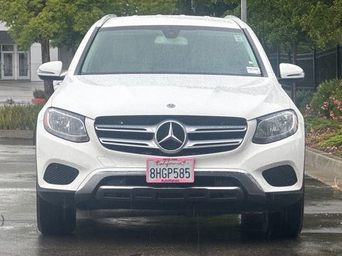 Used 2019 Mercedes-Benz GLC 300 4MATIC image 9