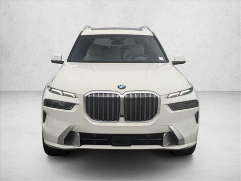 New 2026 BMW X7 xDrive40i w/ Premium Package image 6