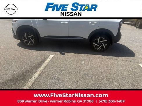 Used 2026 Nissan Kicks SV FWD image 14