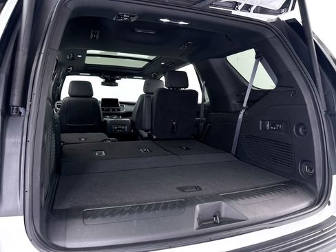 Used 2023 Chevrolet Tahoe LT w/ LT Signature Package AWD/4WD image 35