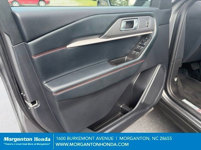 Used 2025 Ford Explorer ST-Line RWD image 10