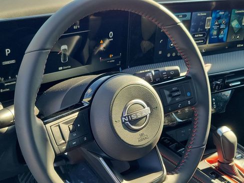 New 2026 Nissan Kicks SR image 11