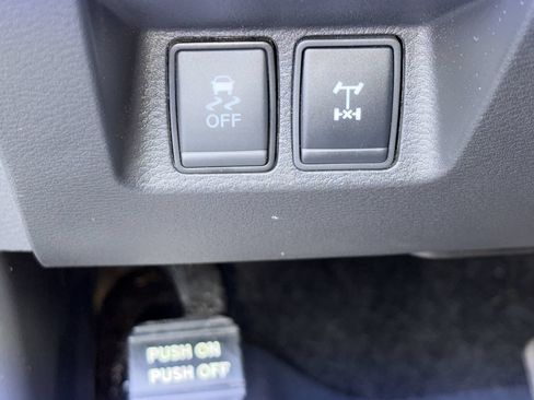 Certified 2025 Nissan Frontier PRO-4X w/ Pro Convenience Package AWD/4WD image 27