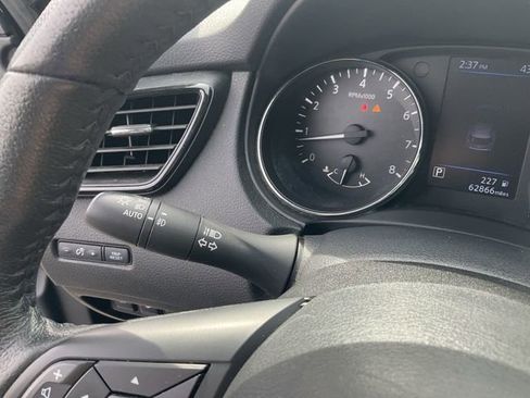 Used 2020 Nissan Rogue SL w/ Premium Package AWD/4WD image 21