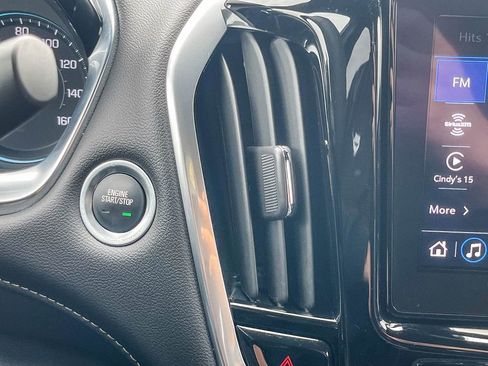 Used 2022 Chevrolet Traverse LT w/ LPO, Floor Liner Package image 28