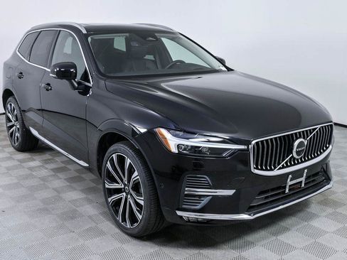 Certified 2023 Volvo XC60 B5 Ultimate w/ Climate Package FWD image 28