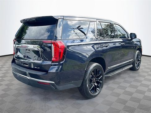 Used 2022 GMC Yukon SLT w/ SLT Premium Package image 6
