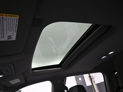 Used 2019 GMC Sierra 1500 SLT w/ SLT Premium Plus Package image 28