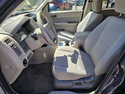 Used 2012 Ford Escape XLT w/ Cargo Pkg AWD/4WD image 23