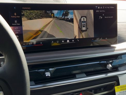 New 2026 BMW X5 xDrive50e w/ Premium Package image 14