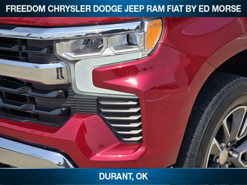 Used 2022 Chevrolet Silverado 1500 LT w/ Texas Edition Plus AWD/4WD image 5