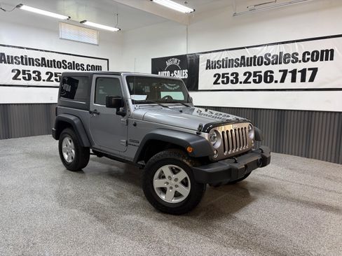 Used 2017 Jeep Wrangler Sport w/ Quick Order Package 24S AWD/4WD image 1