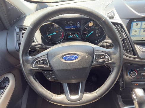 Used 2019 Ford Escape SEL AWD/4WD image 11