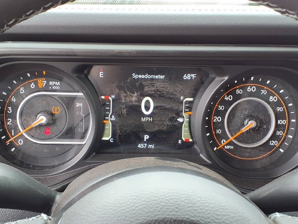 Used 2026 Jeep Gladiator Sport AWD/4WD image 3