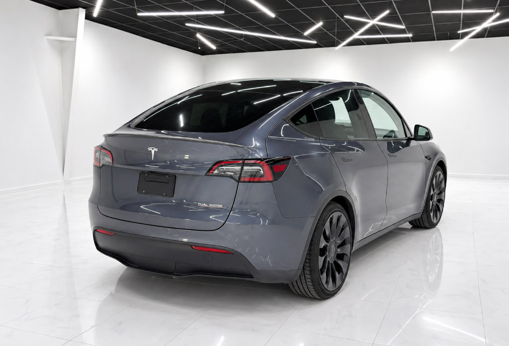 Used 2023 Tesla Model Y Performance AWD/4WD image 2