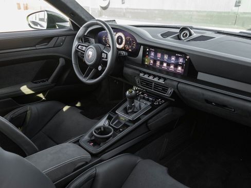 Certified 2026 Porsche 911 GT3 image 12