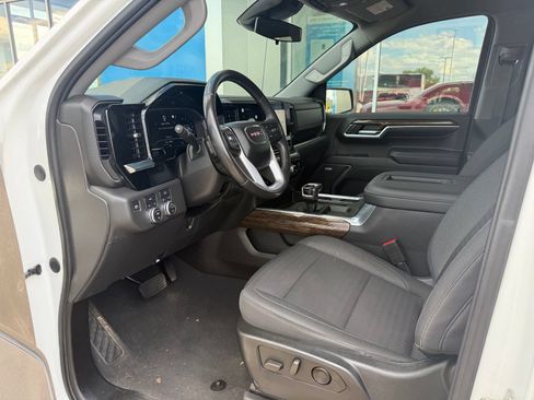 Used 2022 GMC Sierra 1500 Elevation w/ Preferred Package AWD/4WD image 19