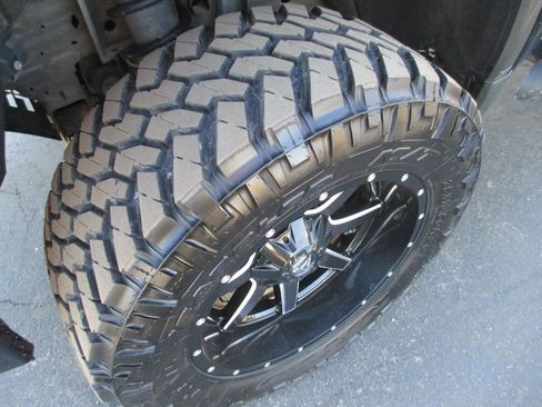 Used 2022 GMC Sierra 1500 Elevation image 12