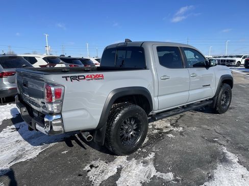 Used 2020 Toyota Tacoma TRD Off-Road image 4