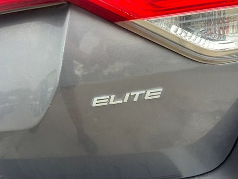 Used 2015 Honda Odyssey Touring Elite image 25