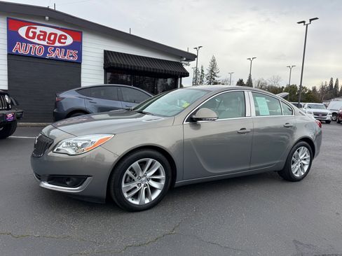 Used 2017 Buick Regal Premium w/ Driver Confidence Package #2 image 1