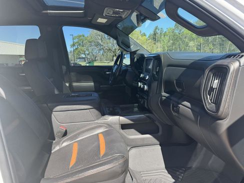 Used 2021 GMC Sierra 1500 AT4 w/ AT4 Preferred Package image 19