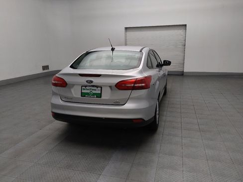 Used 2018 Ford Focus SE image 9