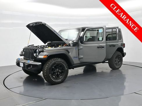 Used 2023 Jeep Wrangler Unlimited w/ Convenience Group image 34
