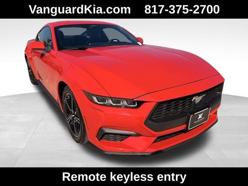 Used 2024 Ford Mustang Premium image 4