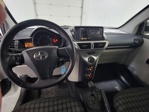 Used 2012 Scion iQ w/ Rear Speaker Pkg FWD image 12