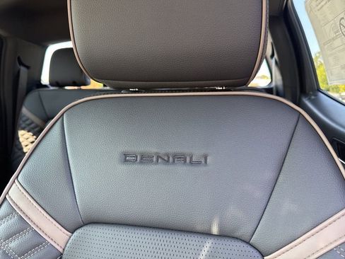 New 2026 GMC Canyon Denali image 62