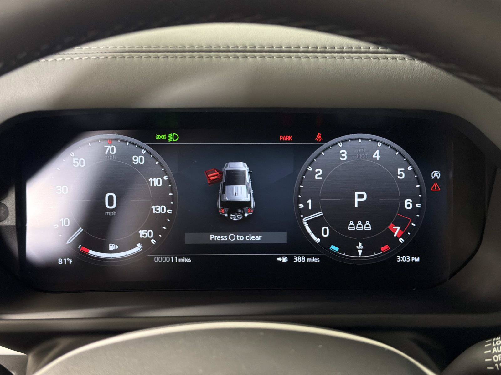 New 2026 Land Rover Defender 110 X-Dynamic SE AWD/4WD image 29
