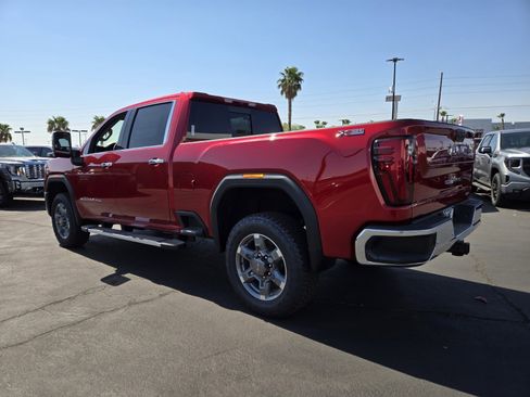 New 2025 GMC Sierra 2500 SLT w/ SLT Premium Package image 3